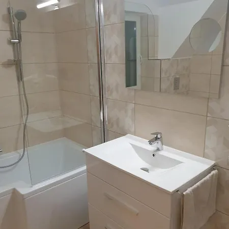 Martika شيوفوك