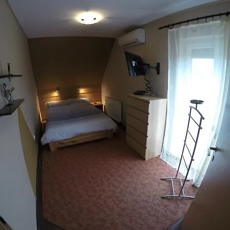 Mártika Apartman