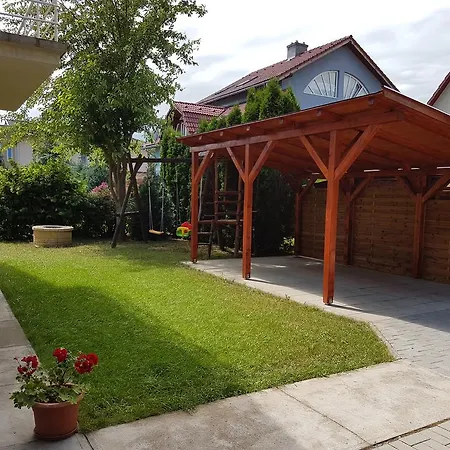 Martika شيوفوك